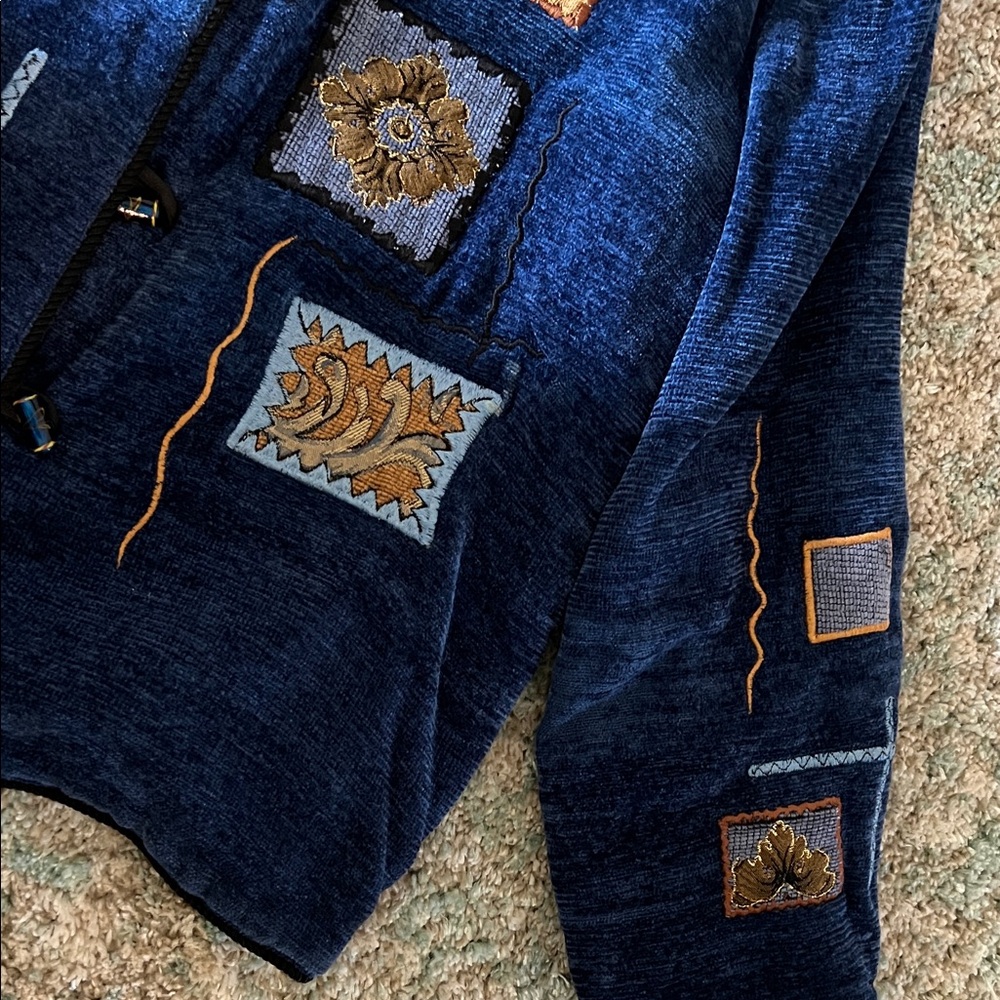 Blue Embroidered Jacket - Picture 3 of 6